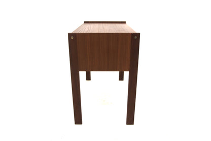 Comodino design svedese vintage anni 60 [sw27860] misure L.60 H.49 P.34