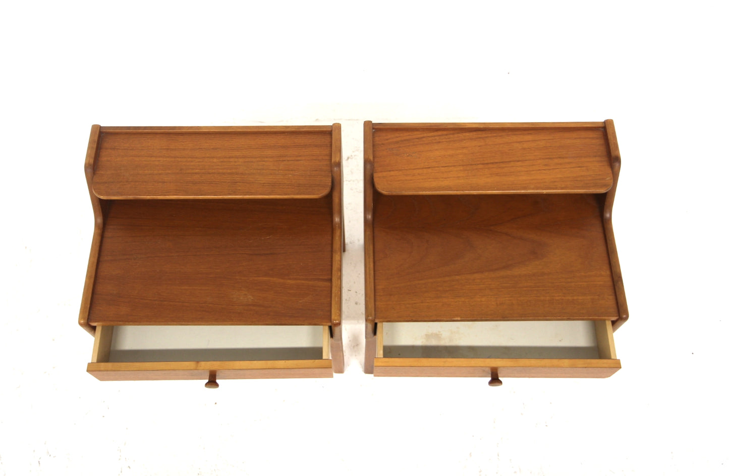 Comodini design svedese vintage anni 50 [sw27941] misure L.45 H.51 P.37