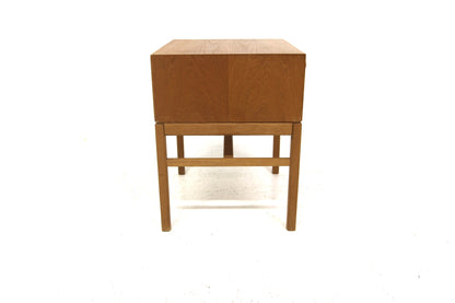 Comodino "Casino" Engström & Myrstrand design svedese vintage anni 60 [sw27962] misure L.50 H.59 P.45
