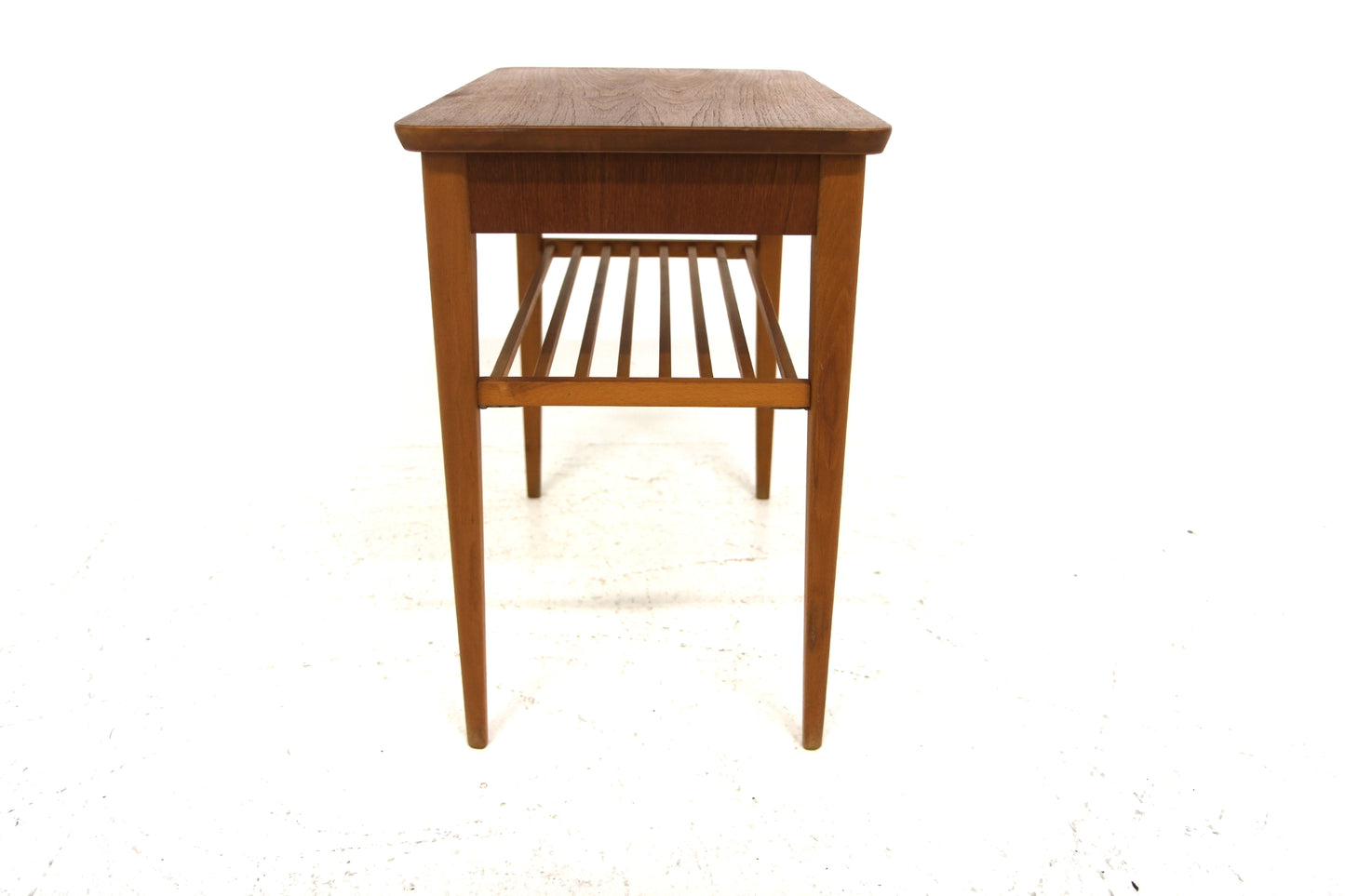 Comodino design svedese vintage anni 60 [sw27999] misure L.56 H.53 P.35