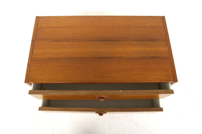Comodino design svedese vintage anni 50 [sw28006] misure L.60 H.51 P.33