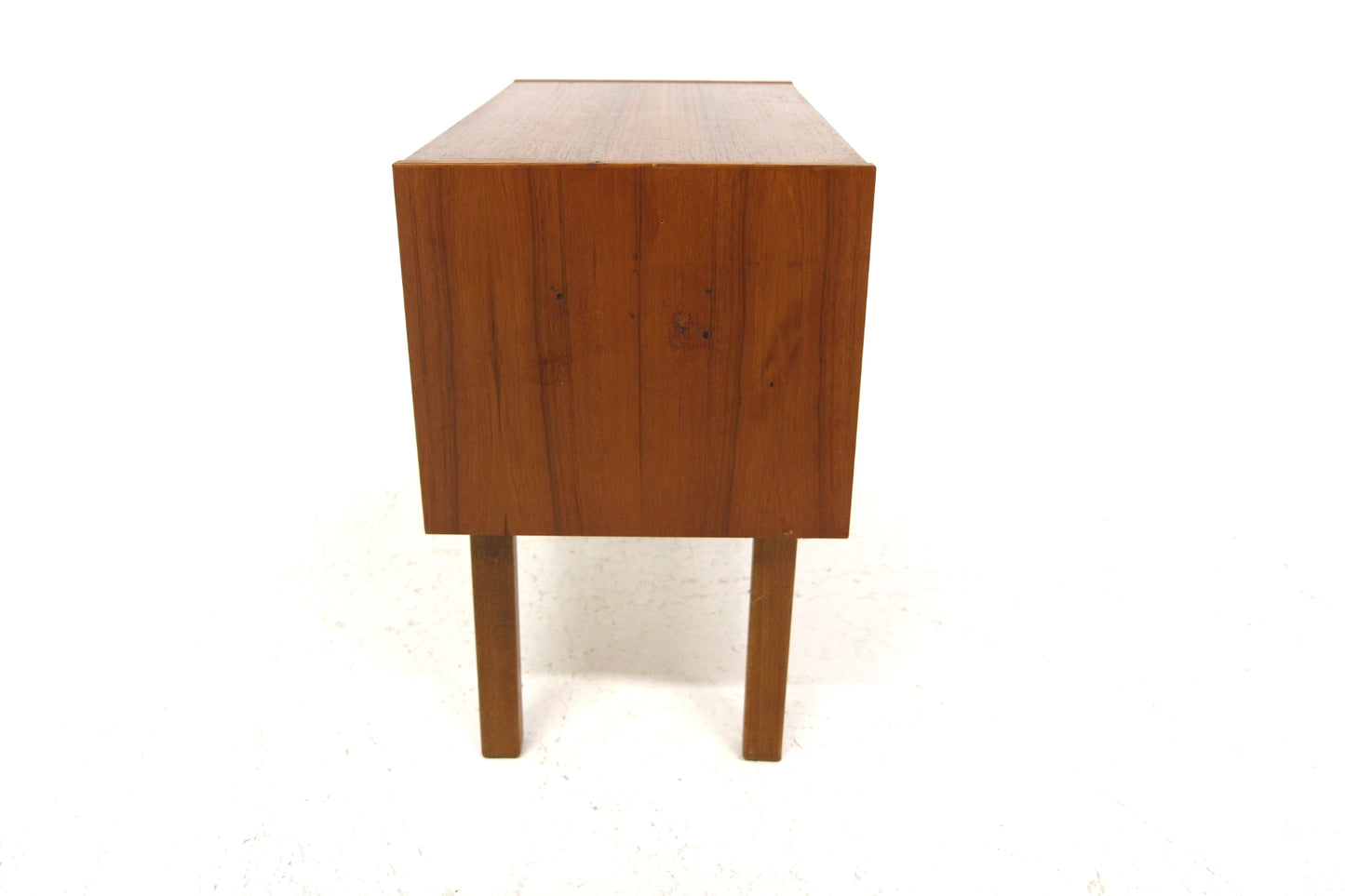 Comodino design svedese vintage anni 50 [sw28006] misure L.60 H.51 P.33