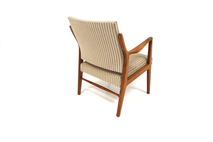 Poltrona design danese vintage anni 50 [93sw28019] misure L.63 H.79 P.68 * IN ARRIVO A SETTEMBRE *