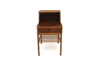 Comodino design svedese vintage anni 50 [sw28023] misure L.35 H.63 P.51