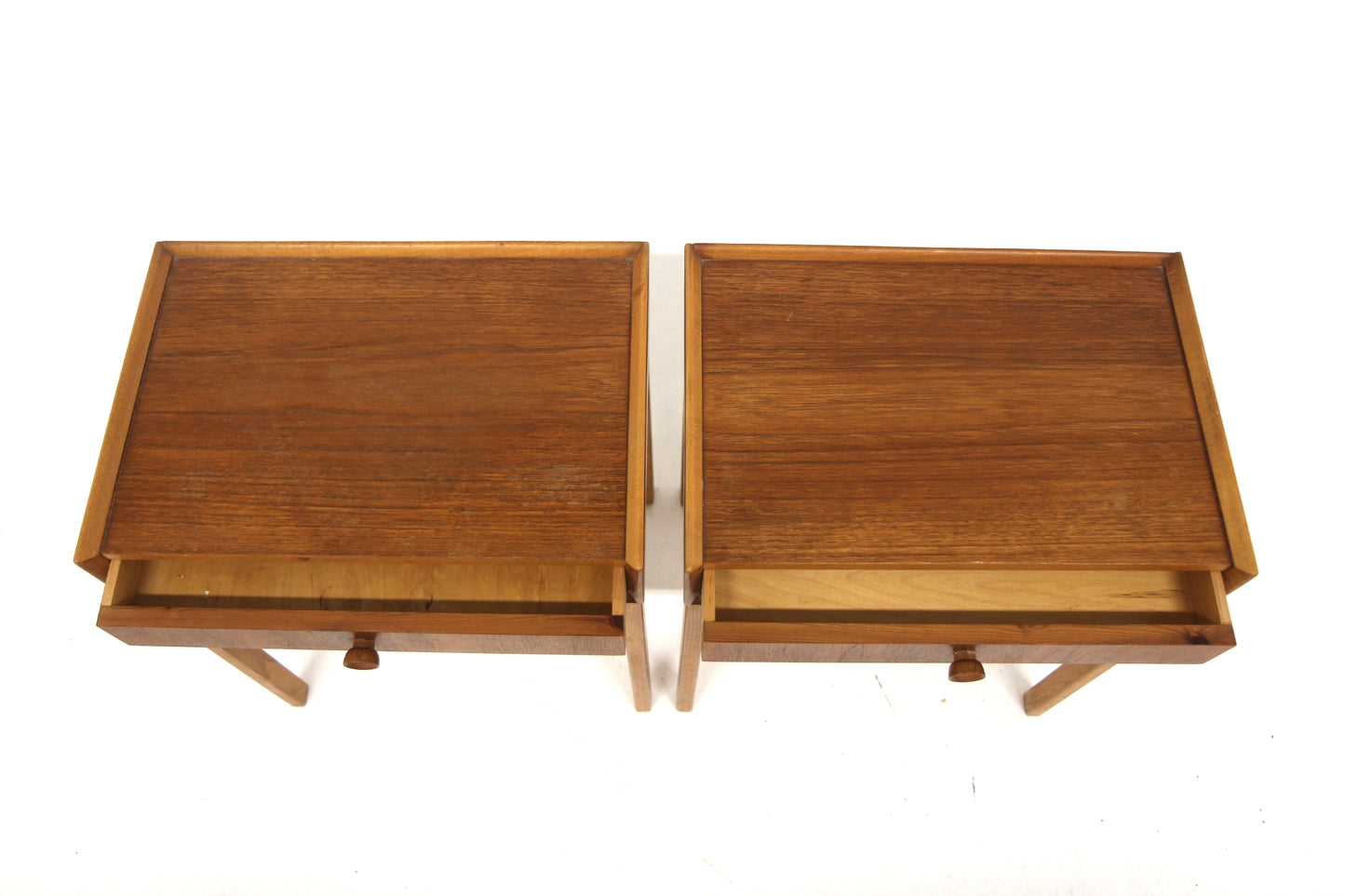 Comodini design svedese vintage anni 60 [sw28061] misure L.45 H.55 P.32