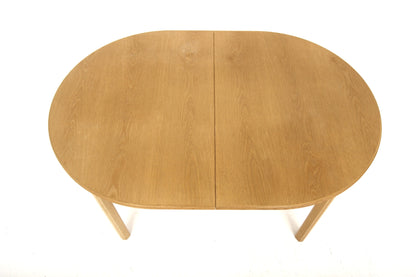 Tavolo ovale design svedese vintage anni 60 [sw28125] misure L.145+44+44 H.73 P.100