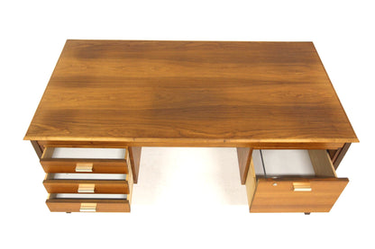 Scrivania design danese vintage anni 60 [sw28131] misure L.150 H.72 P.80