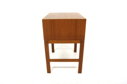 Comodino design svedese vintage anni 60 [sw28134] misure L.50 H.59 P.39