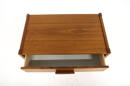 Comodino design svedese vintage anni 50 [sw28163] misure L.60 H.52 P.36