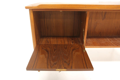 Scrivania Göran Strand design svedese vintage anni 60 [sw28523] misure L.136 H.74 P.80