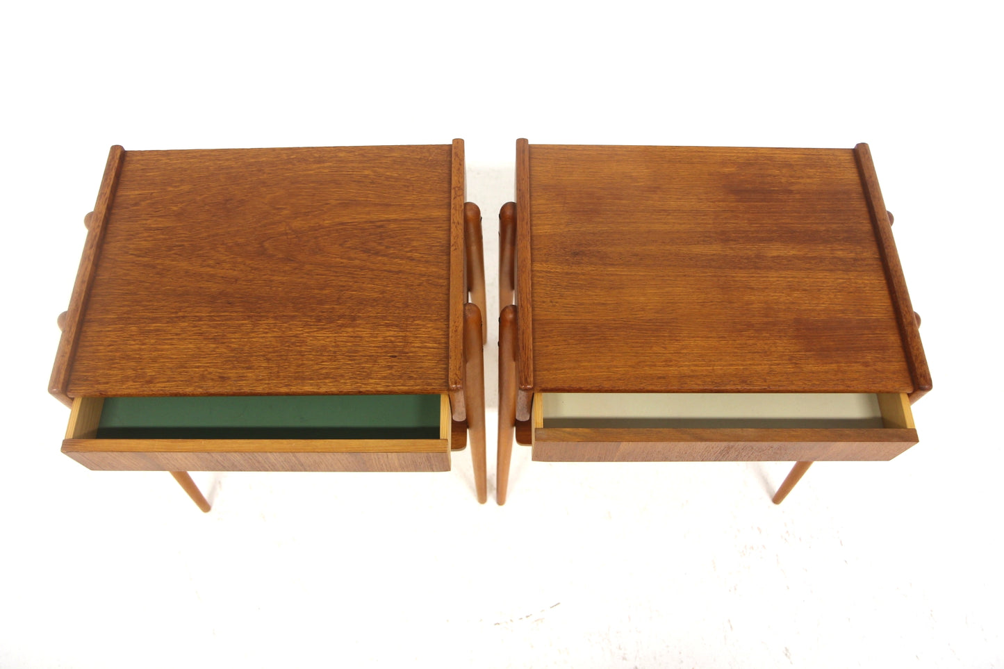 Comodini coppia design svedese vintage anni 60 [sw28441] misure L.60 H.52 P.32