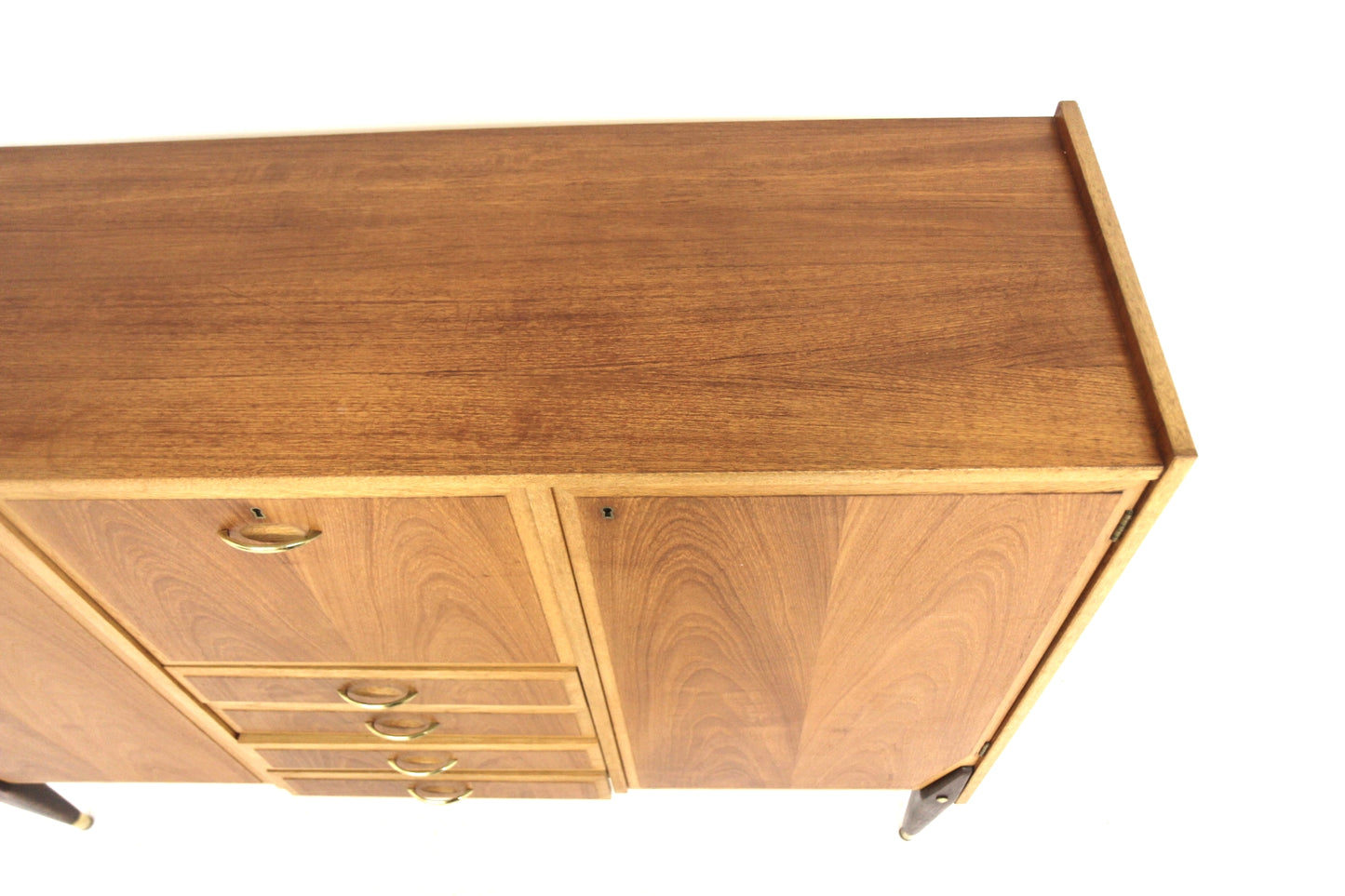 Credenza design svedese vintage anni 50 [sw28451] misure L.150 H.112 P.44