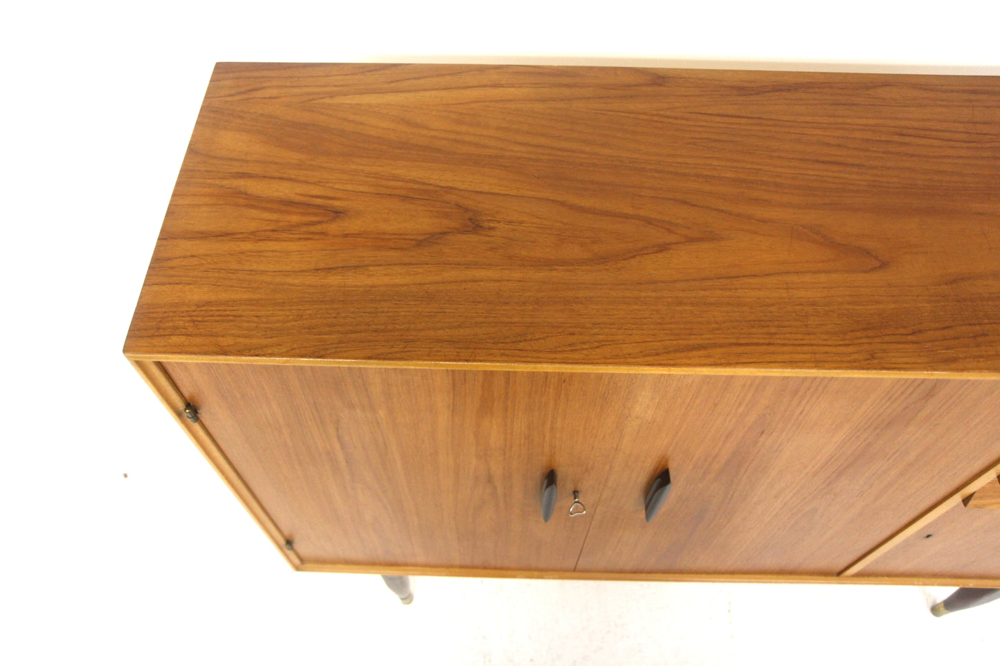 Credenza design svedese vintage anni 50 [sw28543] misure L.154 H.115 P.44