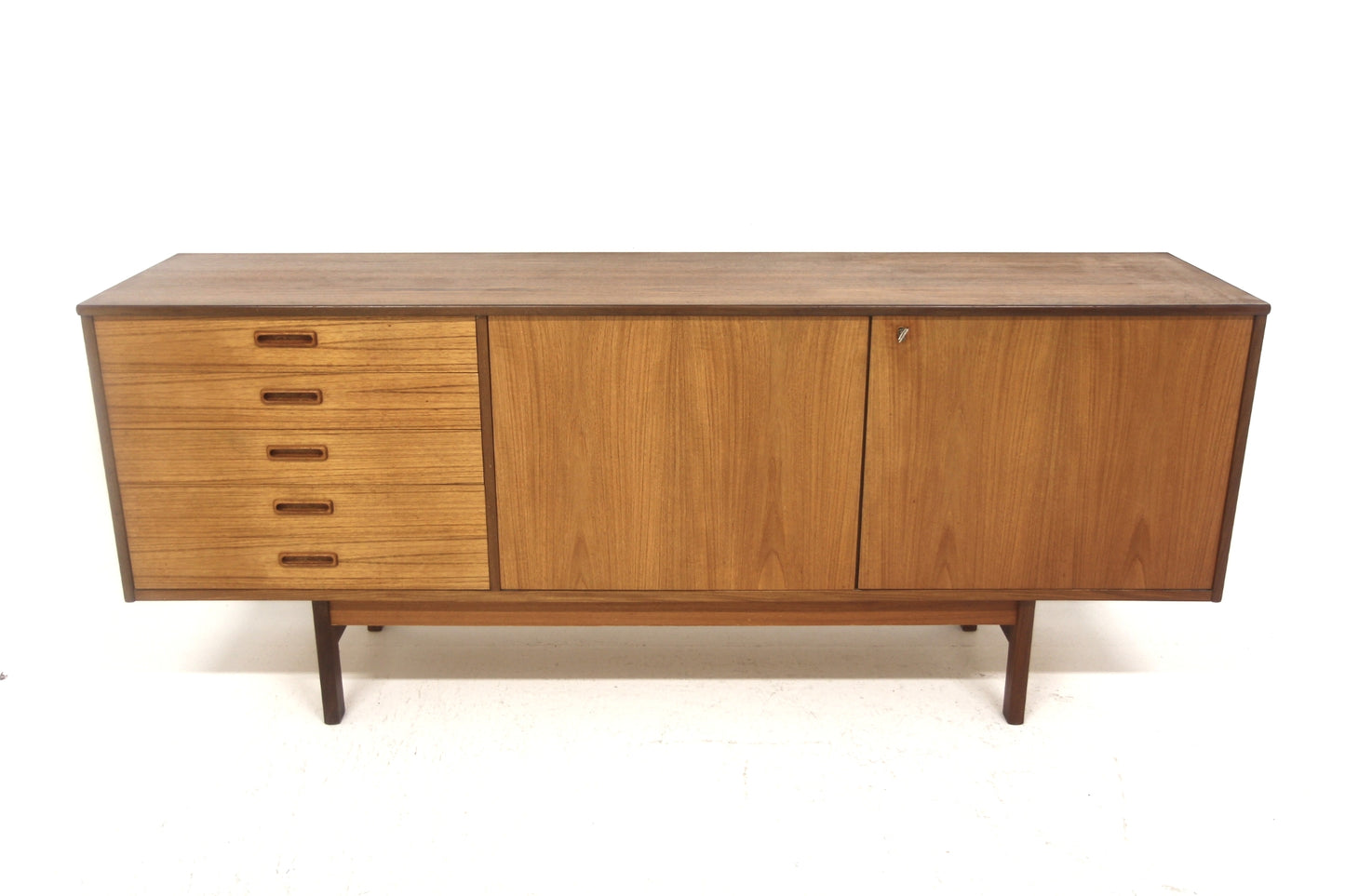 Sideboard design svedese vintage anni 60 [sw28544] misure L.186 H.76 P.44
