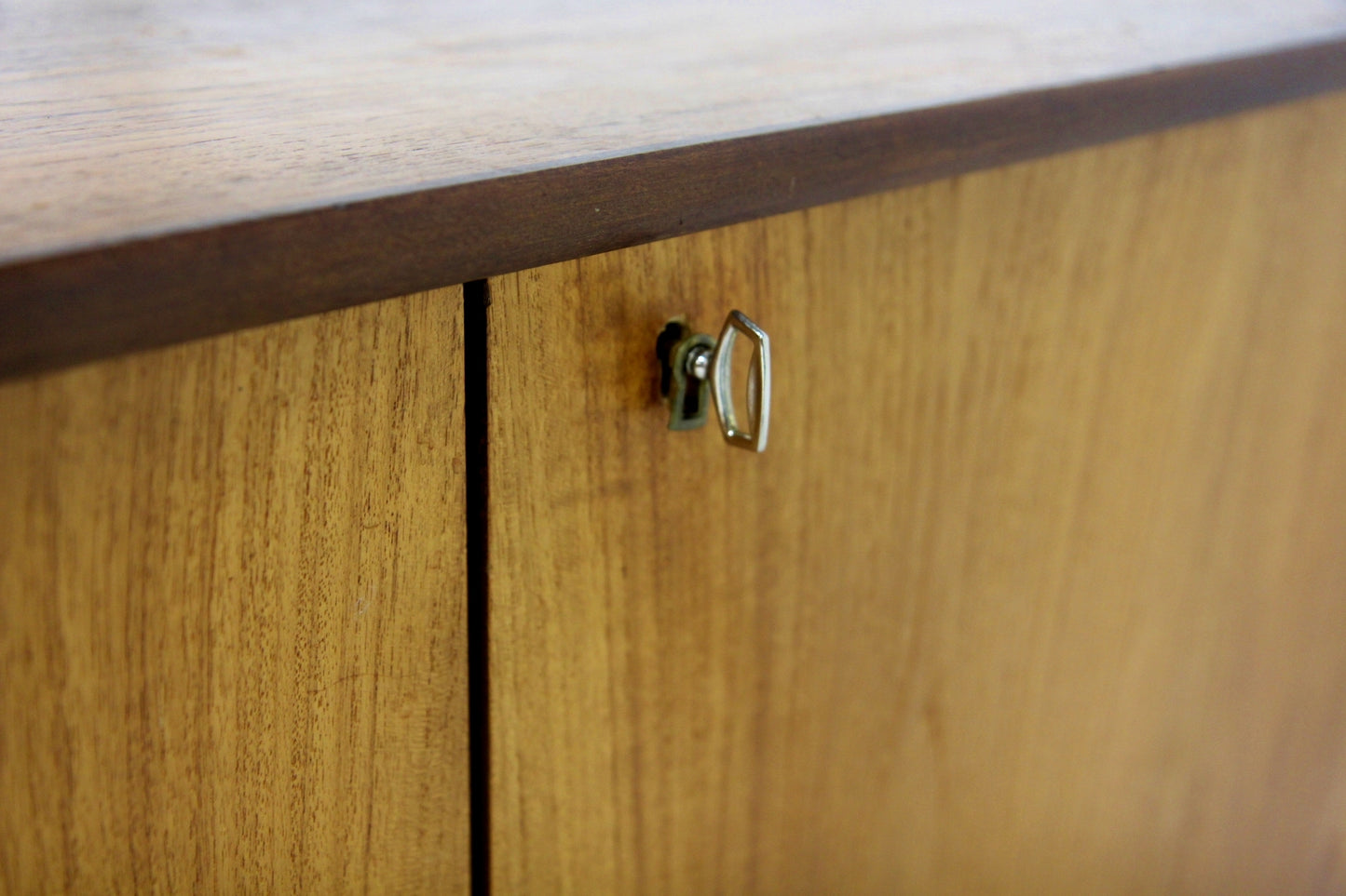 Sideboard design svedese vintage anni 60 [sw28544] misure L.186 H.76 P.44