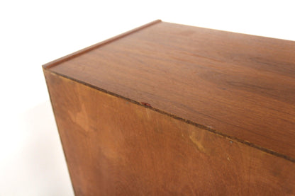 Armadio design svedese vintage anni 50 [sw28624] misure L.78 H.118 P.41