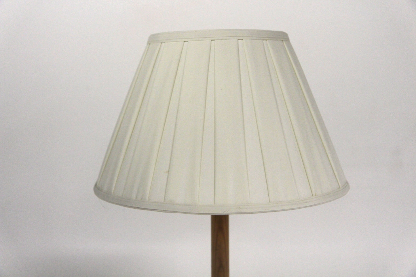 Piantana GB Solbackens Svarveri design svedese 1970 | sw28797