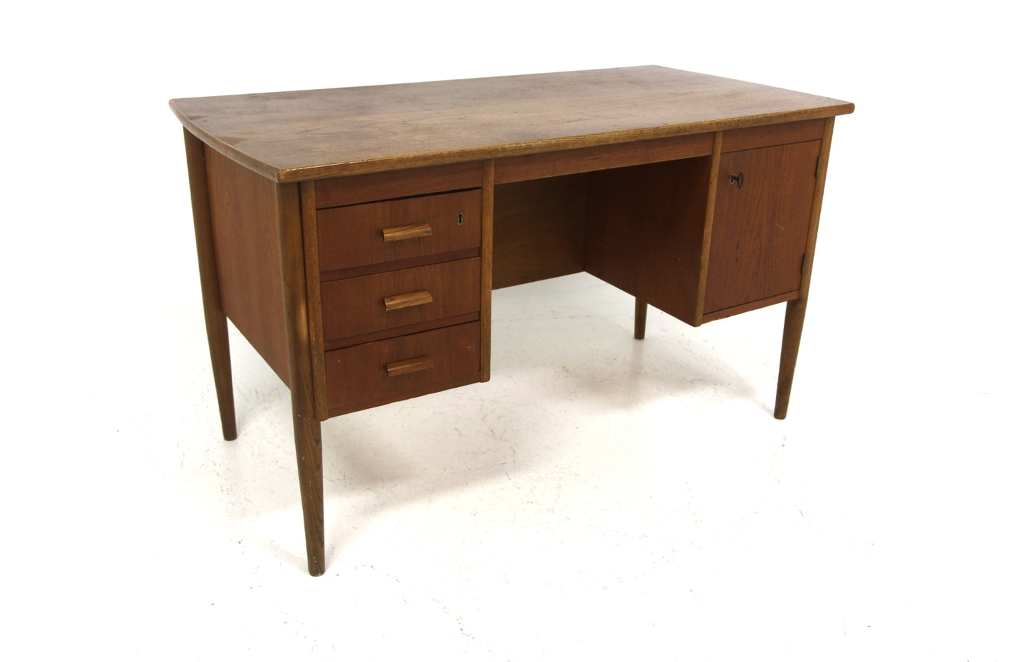 Scrivania design svedese noce anni 50 | sw28908