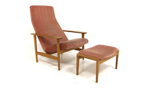 Poltrona e poggia piedi design svedese vintage anni 60 | sw29075
