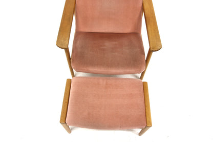 Poltrona e poggia piedi design svedese vintage anni 60 | sw29075