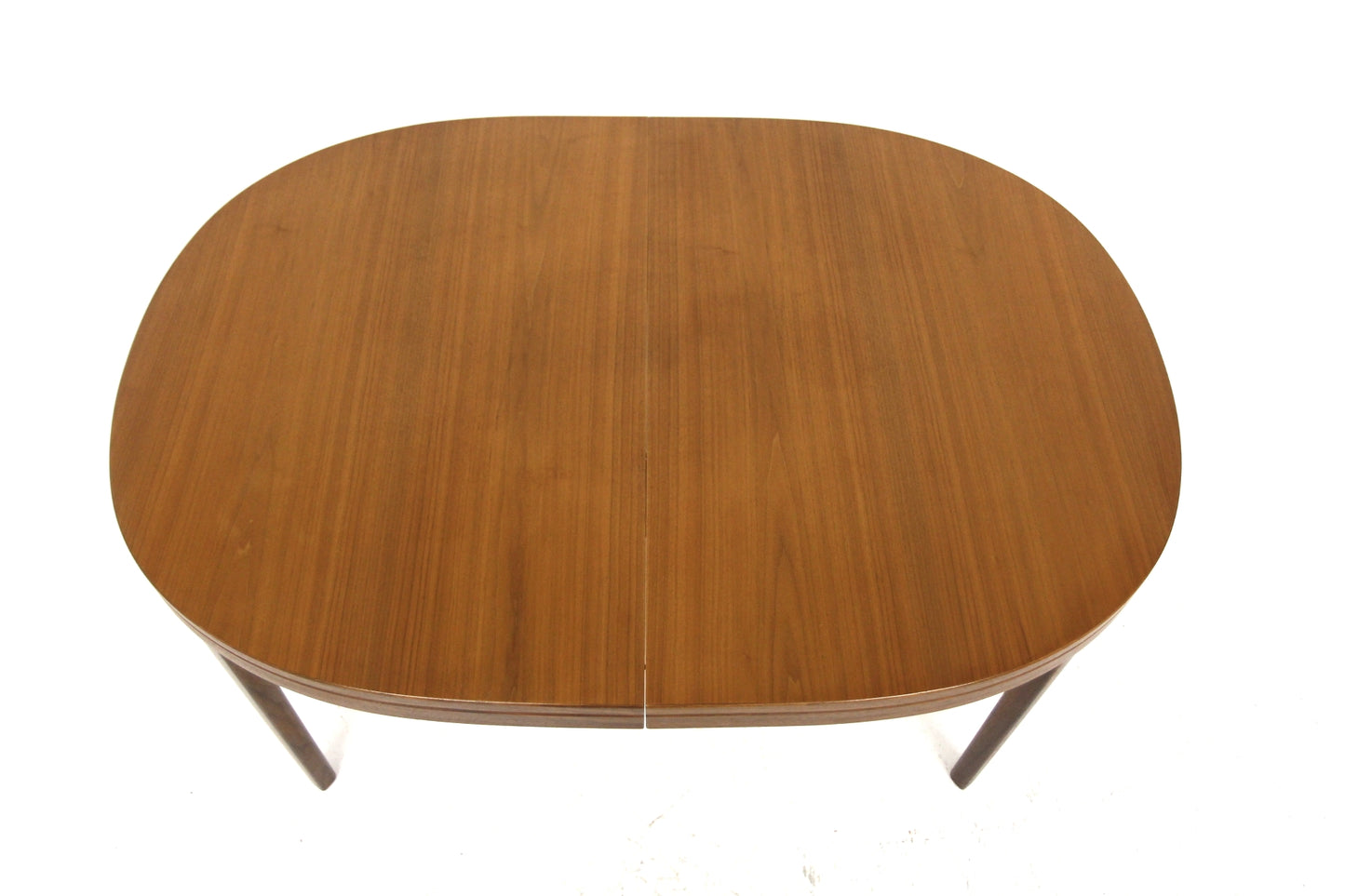 Tavolo ovale design svedese anni 60 | noce | 140cm | sw29084