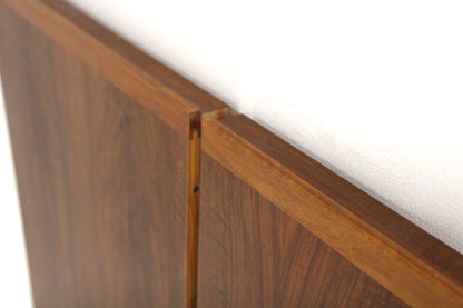 Tavolo tondo "Facett 3-132" Bertil Fridhagen design svedese anni 60 | noce | sw29125