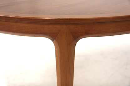 Tavolo tondo "Facett 3-132" Bertil Fridhagen design svedese anni 60 | noce | sw29125