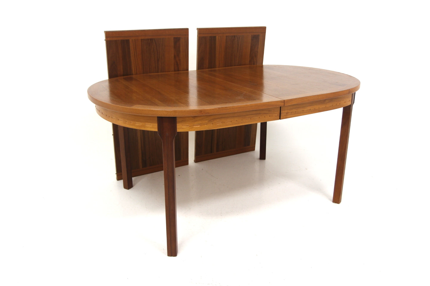 Tavolo ovale noce Rimbo Troeds design svedese 1970 | sw29391
