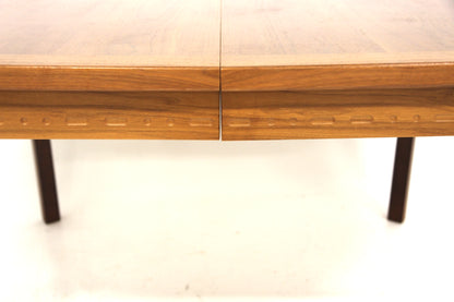 Tavolo ovale noce Rimbo Troeds design svedese 1970 | sw29391