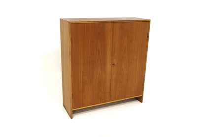 Armadio Hans J Wegner design danese vintage 1957 | sw29397
