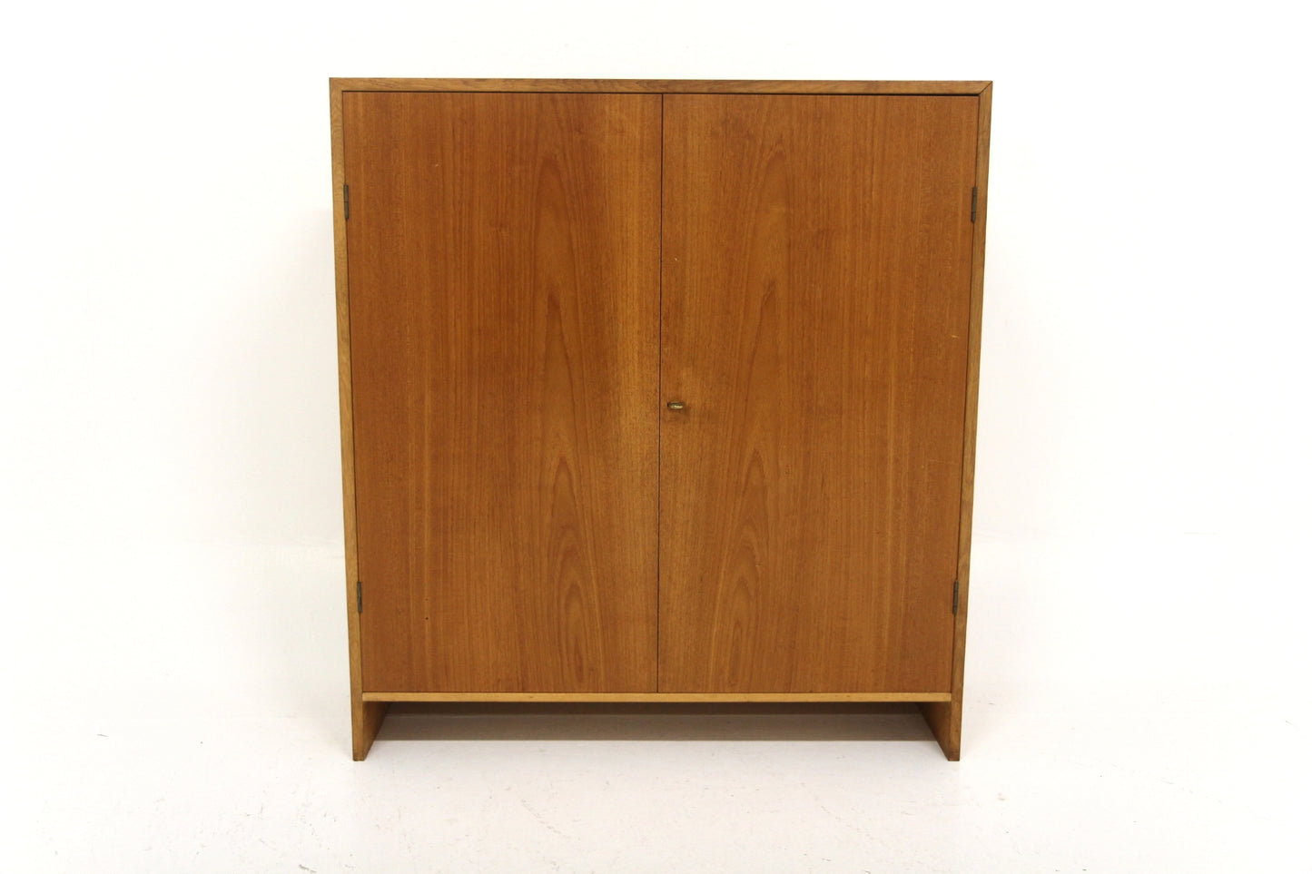 Armadio Hans J Wegner design danese vintage 1957 | sw29397
