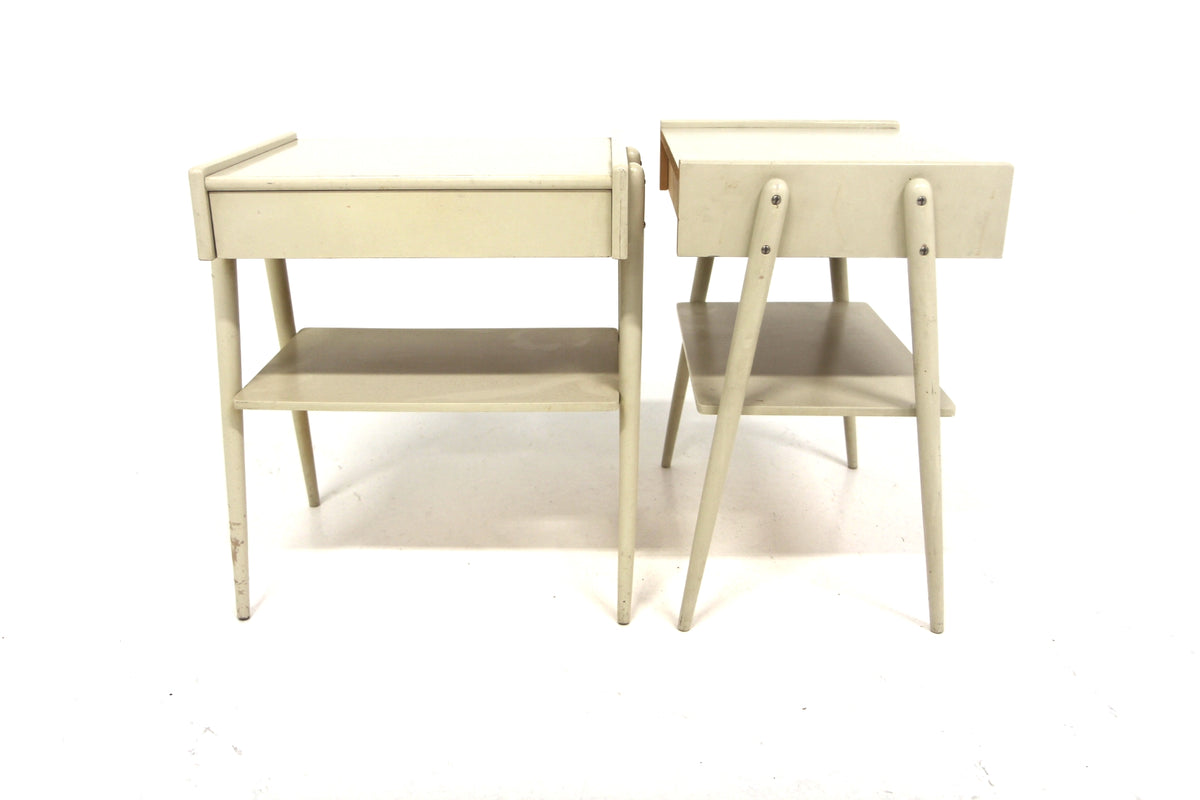 Comodini coppia bianco AB Carlström & Co Möbelfabrik design svedese anni 60 | sw29588
