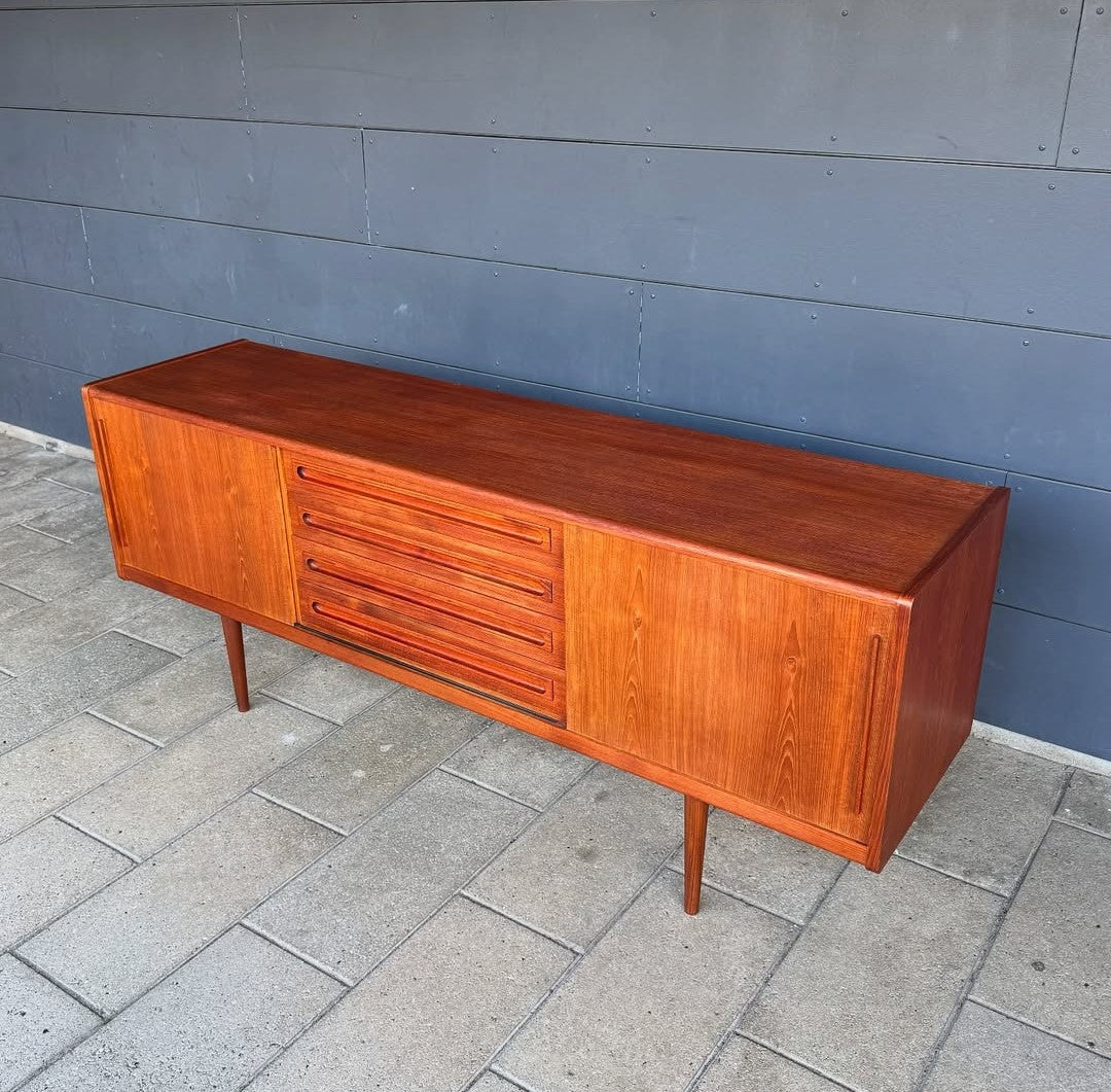 Sideboard Johannes Andersen design danese vintage anni 60 [93rk] misure L.200 H.81 P.51 * IN ARRIVO A SETTEMBRE*