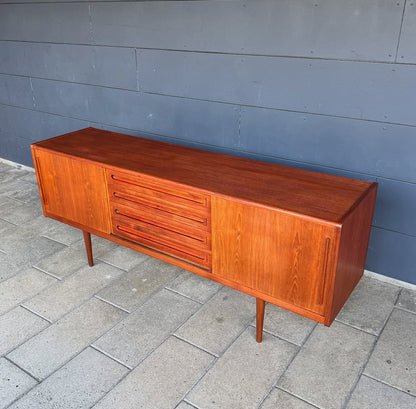 Sideboard Johannes Andersen design danese vintage anni 60 [93rk] misure L.200 H.81 P.51 * IN ARRIVO A SETTEMBRE*