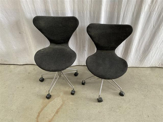 Sedie Arne Jacobsen design danese vintage [j41753] misure da richiedere