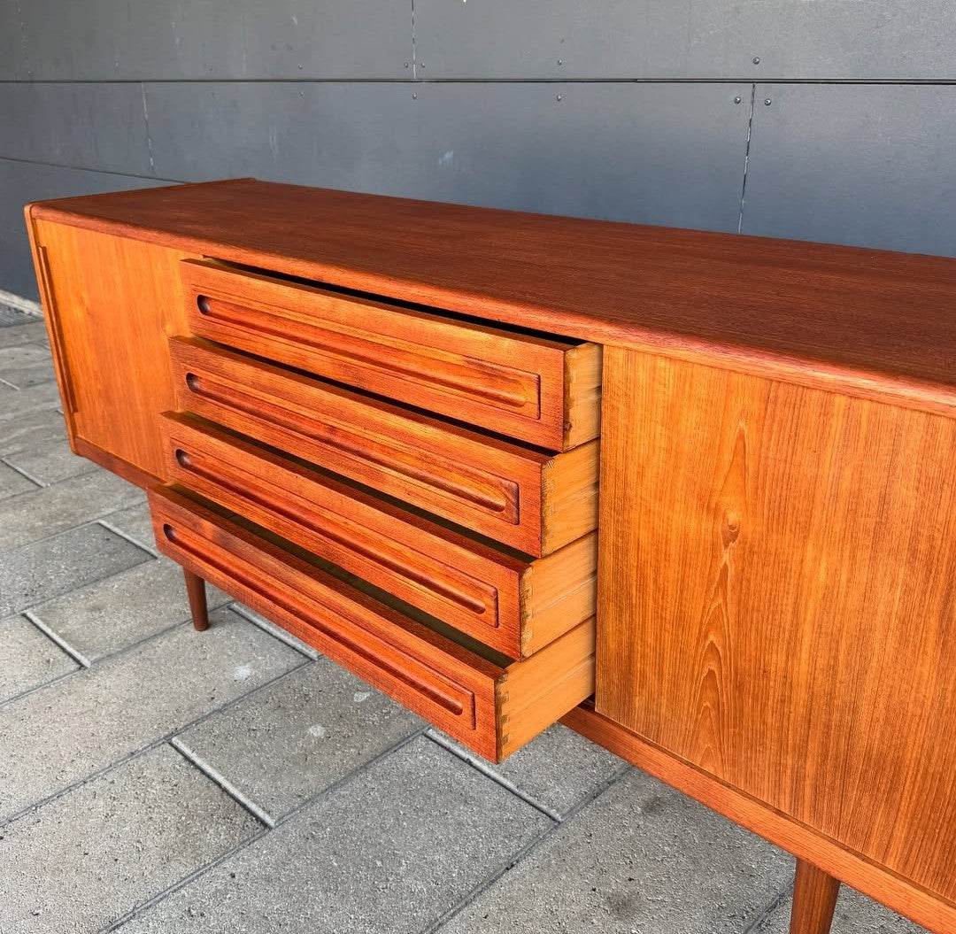 Sideboard Johannes Andersen design danese vintage anni 60 [93rk] misure L.200 H.81 P.51 * IN ARRIVO A SETTEMBRE*