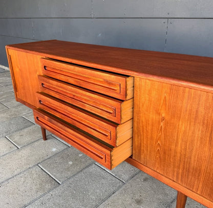Sideboard Johannes Andersen design danese vintage anni 60 [93rk] misure L.200 H.81 P.51 * IN ARRIVO A SETTEMBRE*