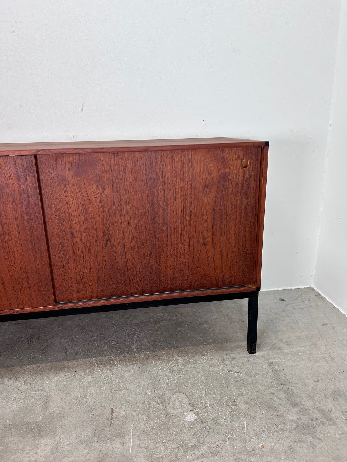 Sideboard piccola Hove & Pedersen vintage danese | nr10411