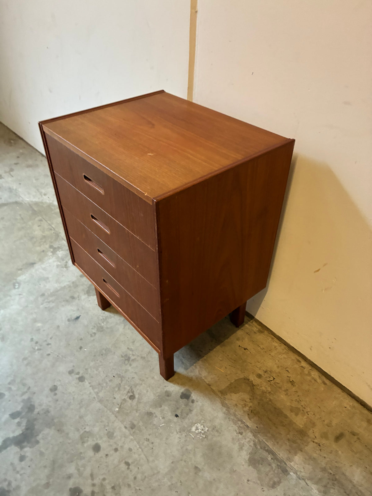 Cassettiera teak design danese vintage anni 50 | fz10726