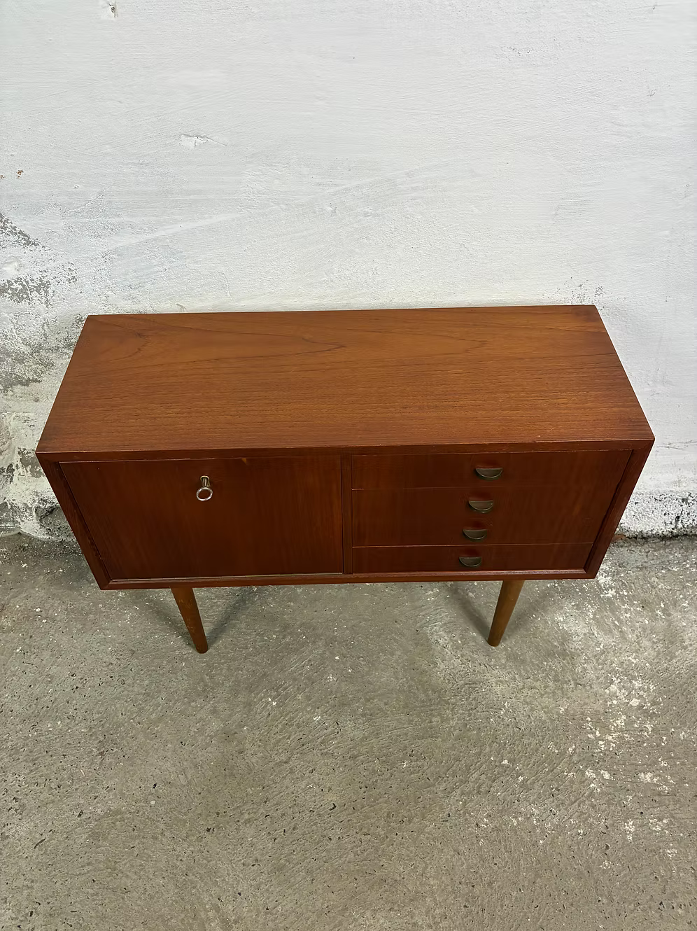 Sideboard compatto design danese vintage anni 50 [ck2280] misure L.75 H.57 P.28