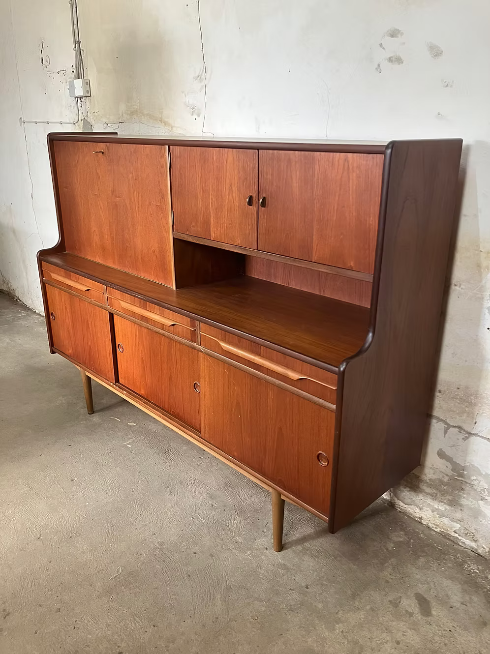 Credenza teak design danese vintage anni 50 [ck1995]  misure L.185 H.135 P.50