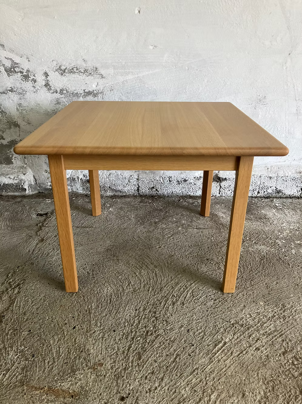 Tavolino da caffè Hans J Wegner vintage design danese anni 50 [ck2002] misure L.75 P.75