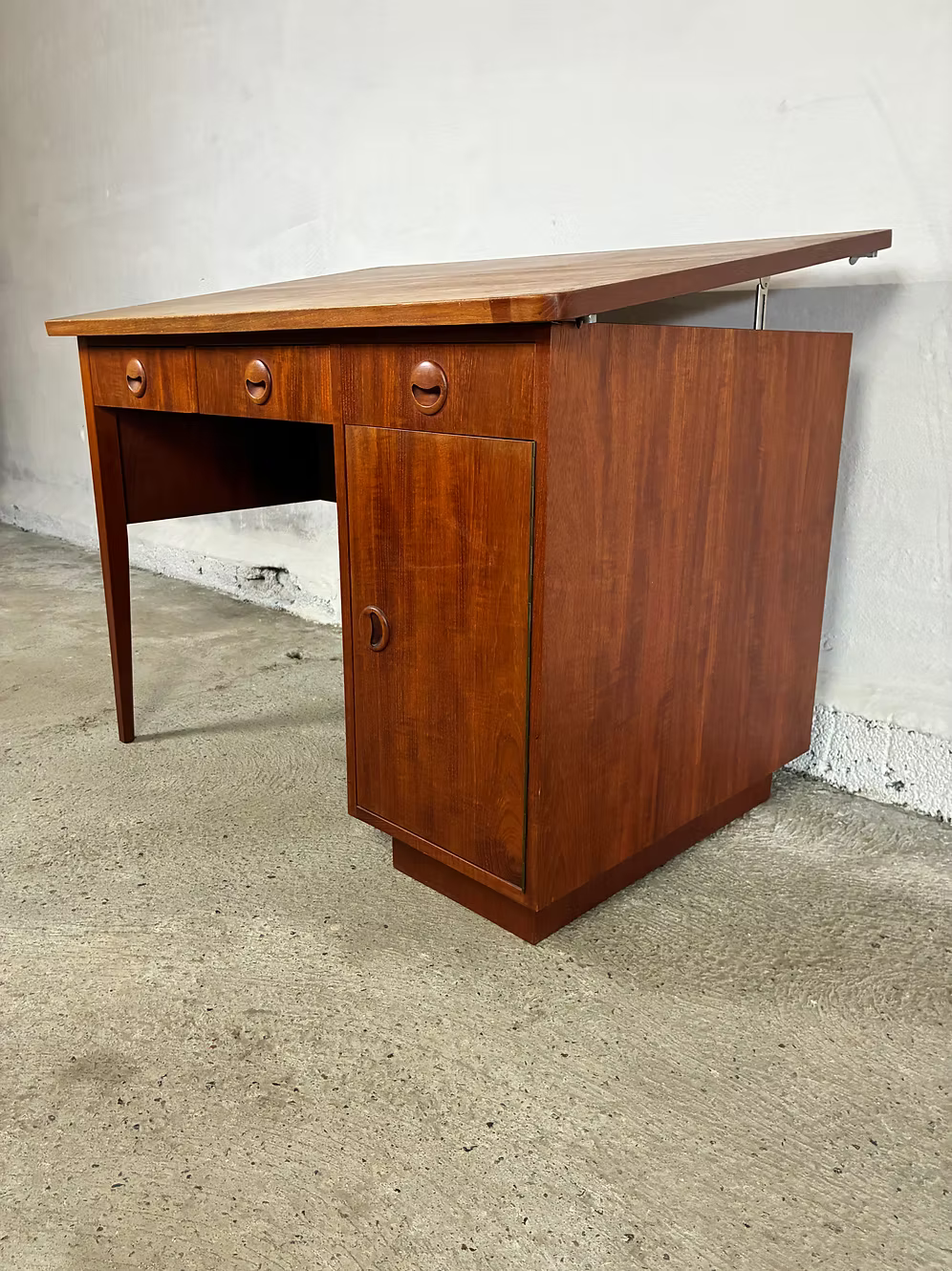 Scrivania centro design danese anni 50 | ck2405