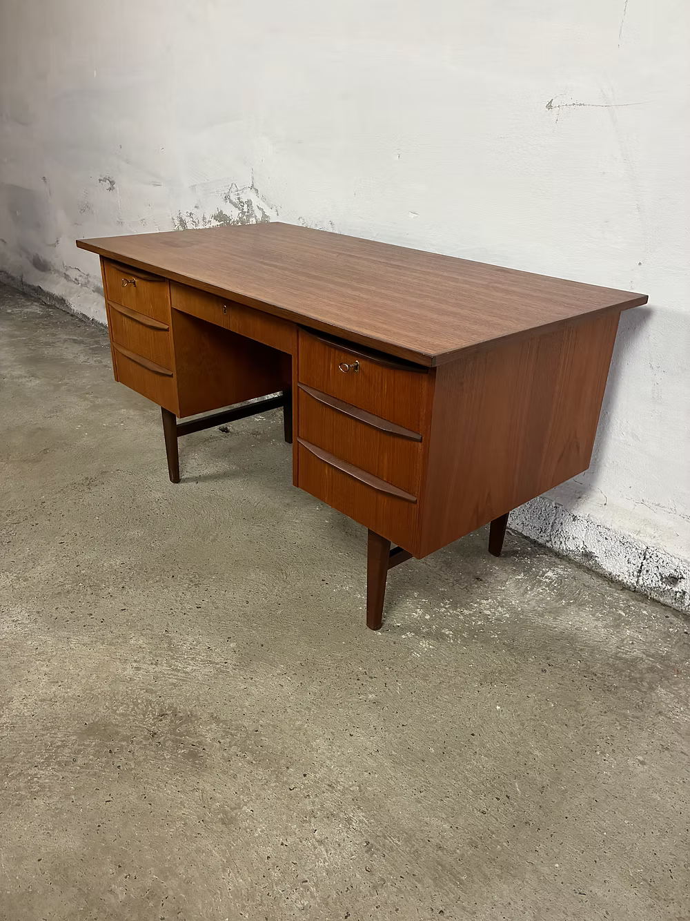 Scrivania da centro design danese anni 50 [ck2109] misure L.130 H.70