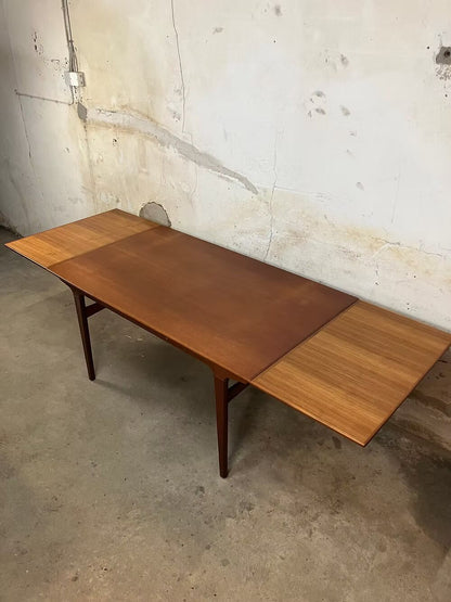 Tavolino Johannes Andersen design svedese vintage anni 50 [ck1964] misure da richiedere