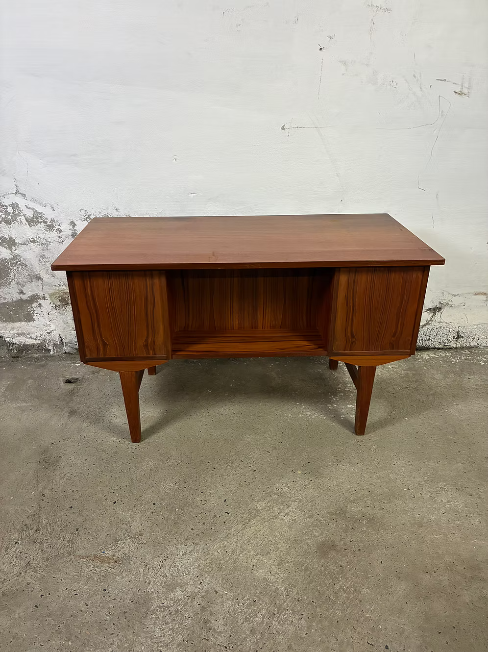 Scrivania centro  teak design danese anni 50 | ck2223