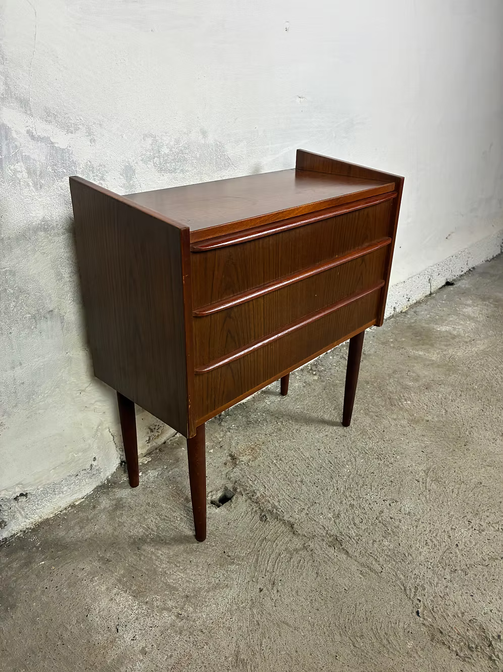 Comodino piccola 3 cassetti teak danese | ck2530