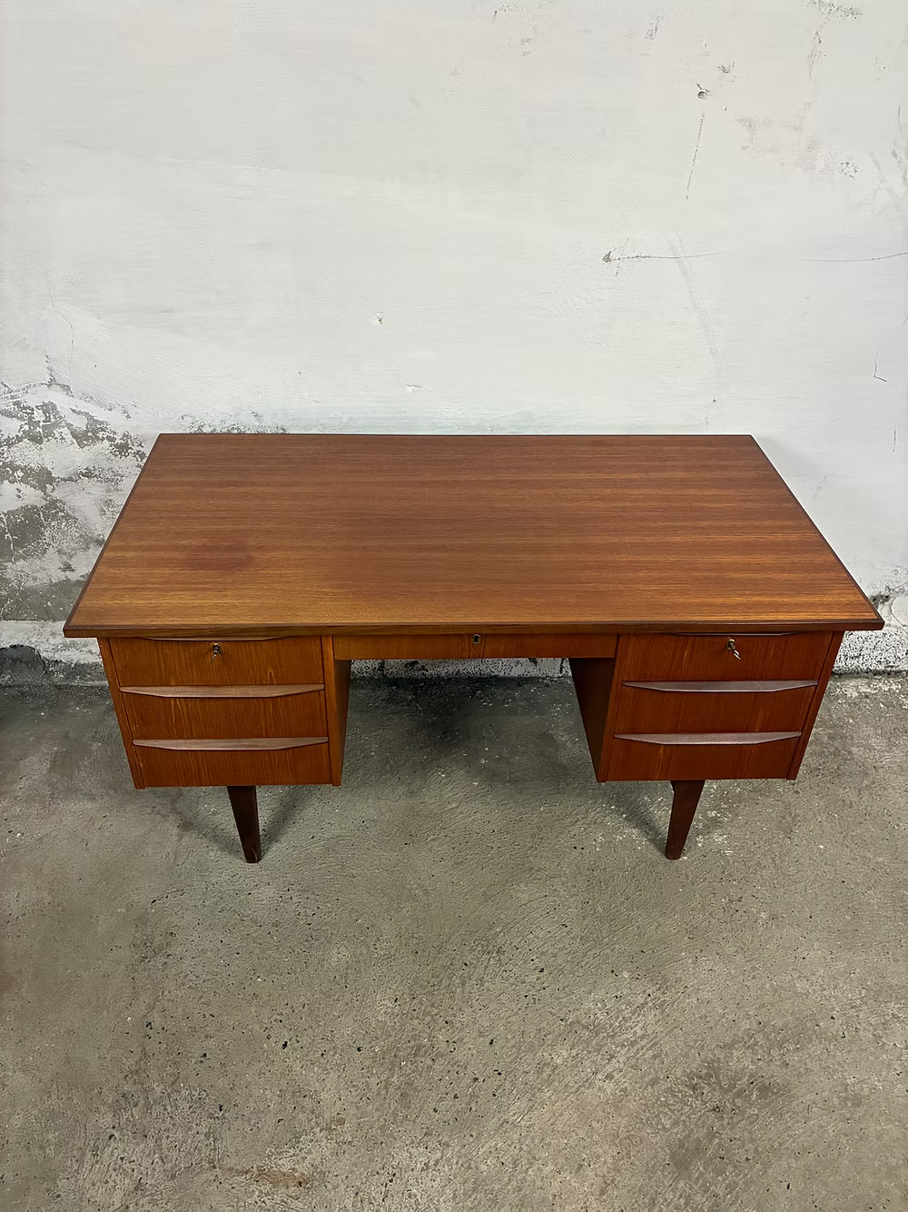 Scrivania da centro design danese anni 50 [ck2109] misure L.130 H.70