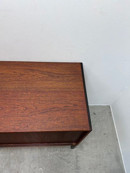 Sideboard piccola Hove & Pedersen vintage danese | nr10411