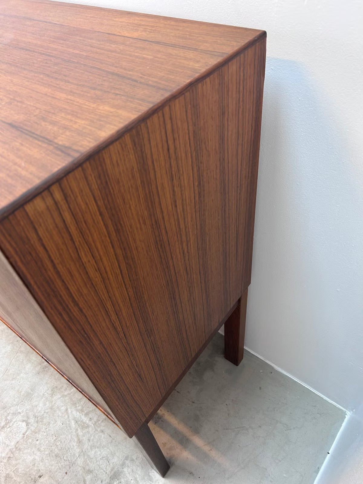 Sideboard Hansen Henry Rosengreen design vintage danese | nr7828